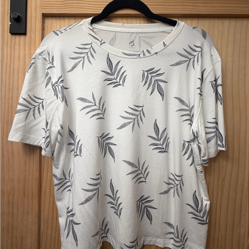Lou & Grey Cream Tee with Gray Leaf Motif